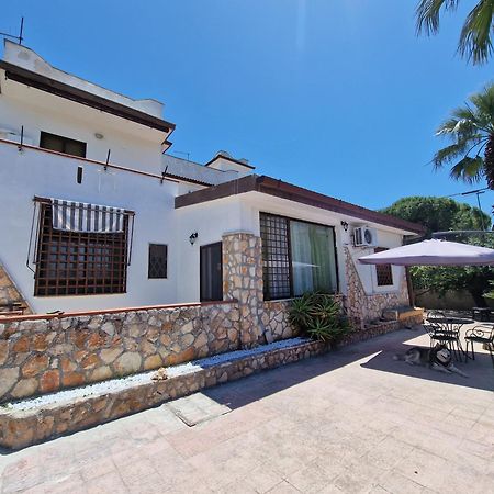 Villa Old Fisherman'S Taranto Exterior foto